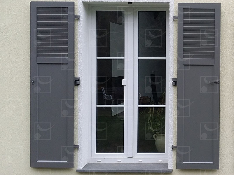 System for motorizing swinging shutters WIBAT